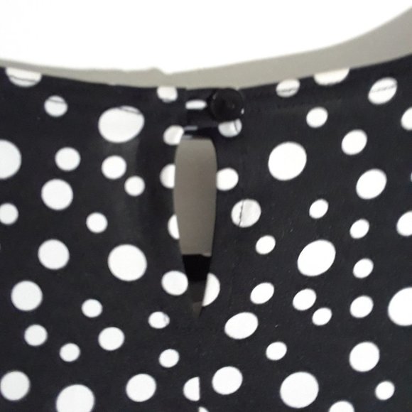 Brody Myles Collection Polka Dot Peplum Top Ladies 1X - Picture 3 of 5